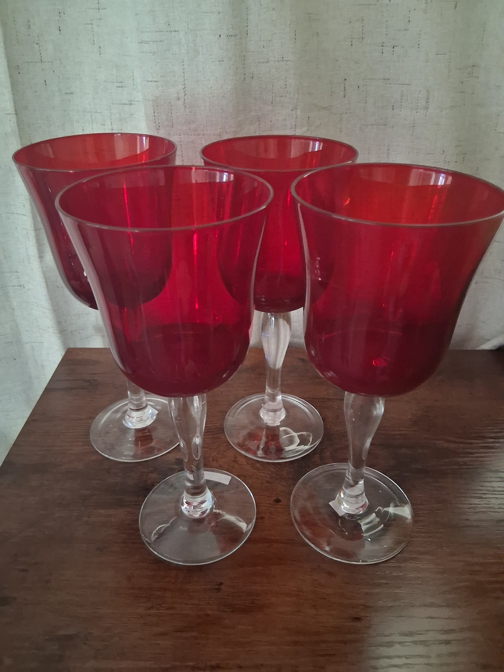Set of 4 Beautiful Red Stem Wine Glasses with Clear Stems
